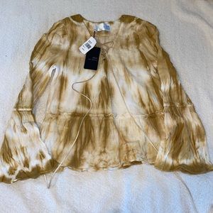 New with tags, never worn, long sleeve top